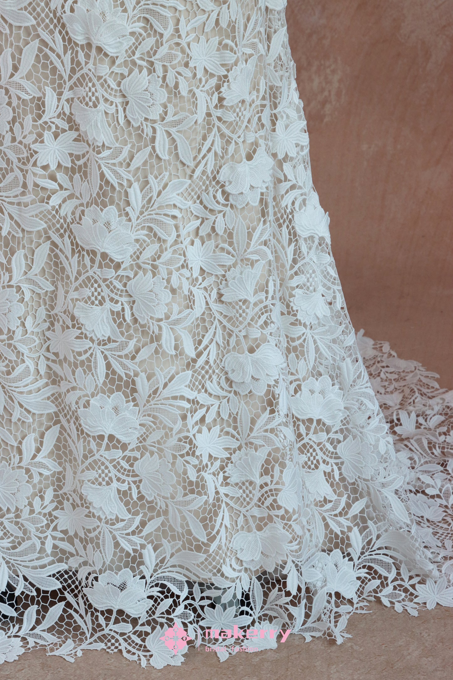 Elegant Three-Dimensional Floral Lace Wedding Dress With Bateau Neckline