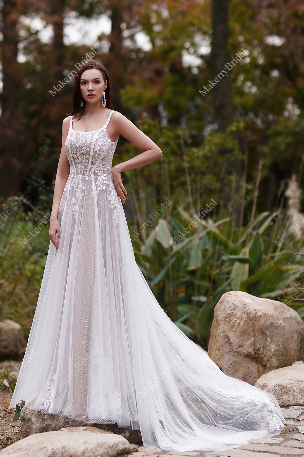 Bohemian Lace And Floral Wedding Dress – MakerryBridal