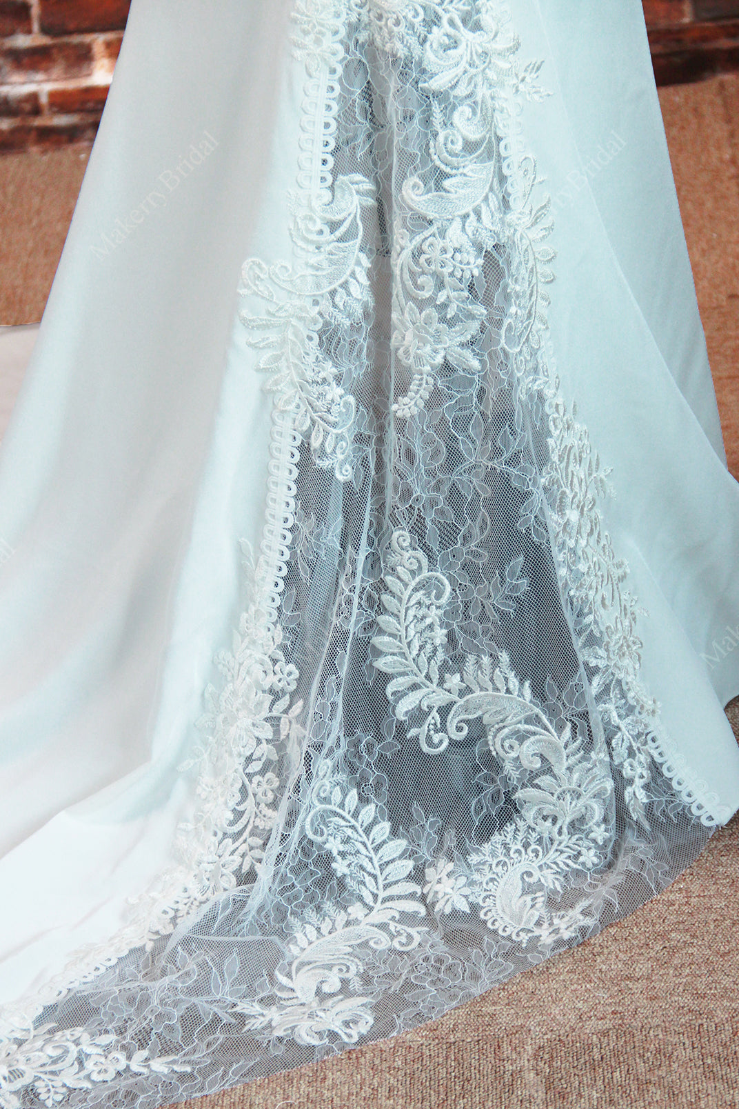 Mermaid Bateau Neckline Wedding Dress With Long Sleeves