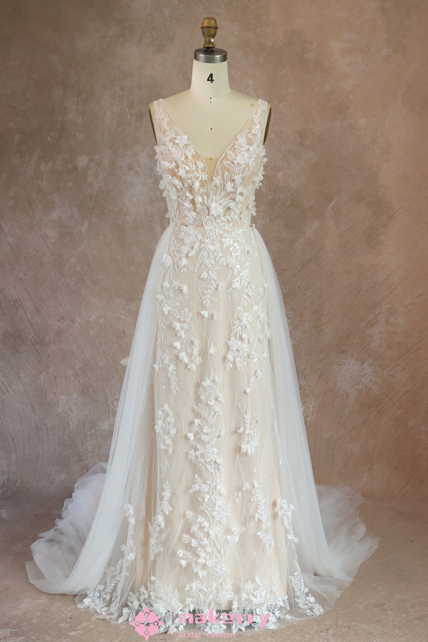 Romantic Sheath 3D Flowers Wedding Dress With The Detachable Skirt