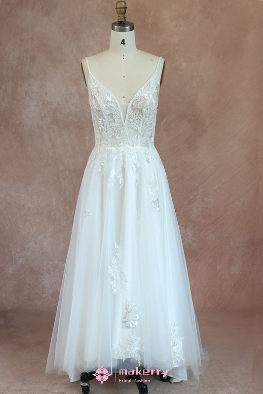 A-line Spaghetti Straps Lace Princess-Style Bridal Gown