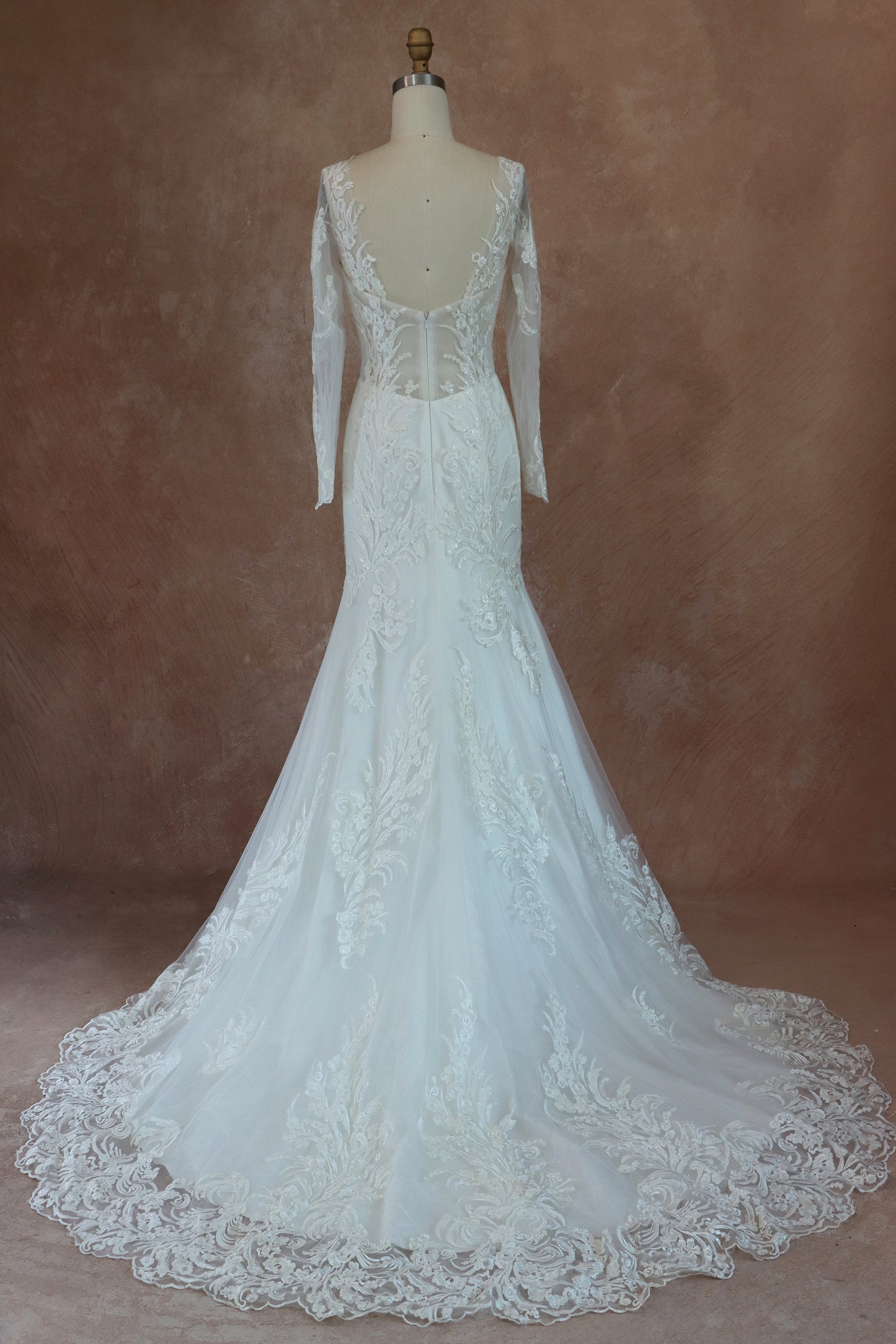 Romantic Mermaid Sweetheart Bridal Gown With Detachable Illusion Long Sleeves