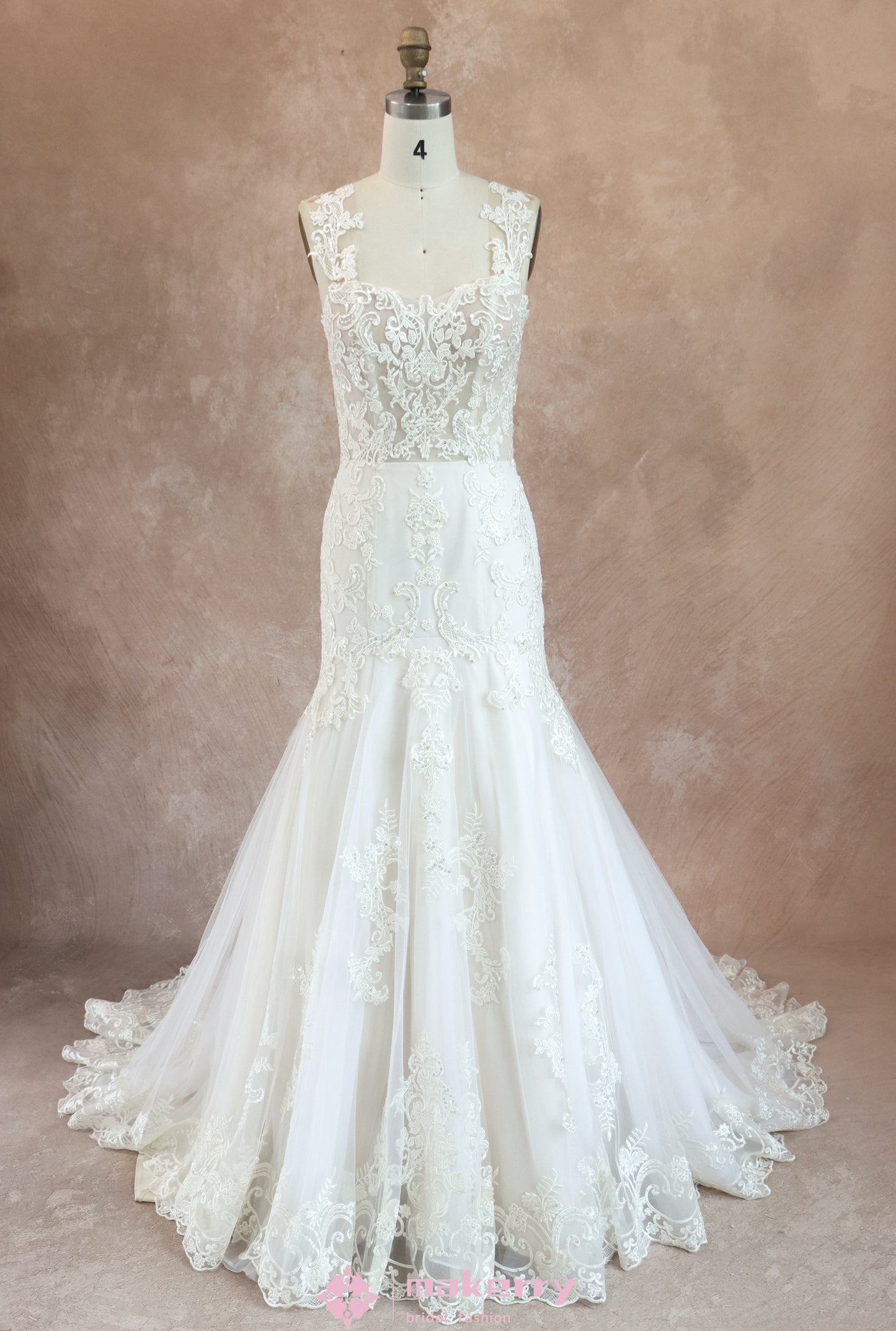 Luxury Fit and Flare With Applique Wedding Dress