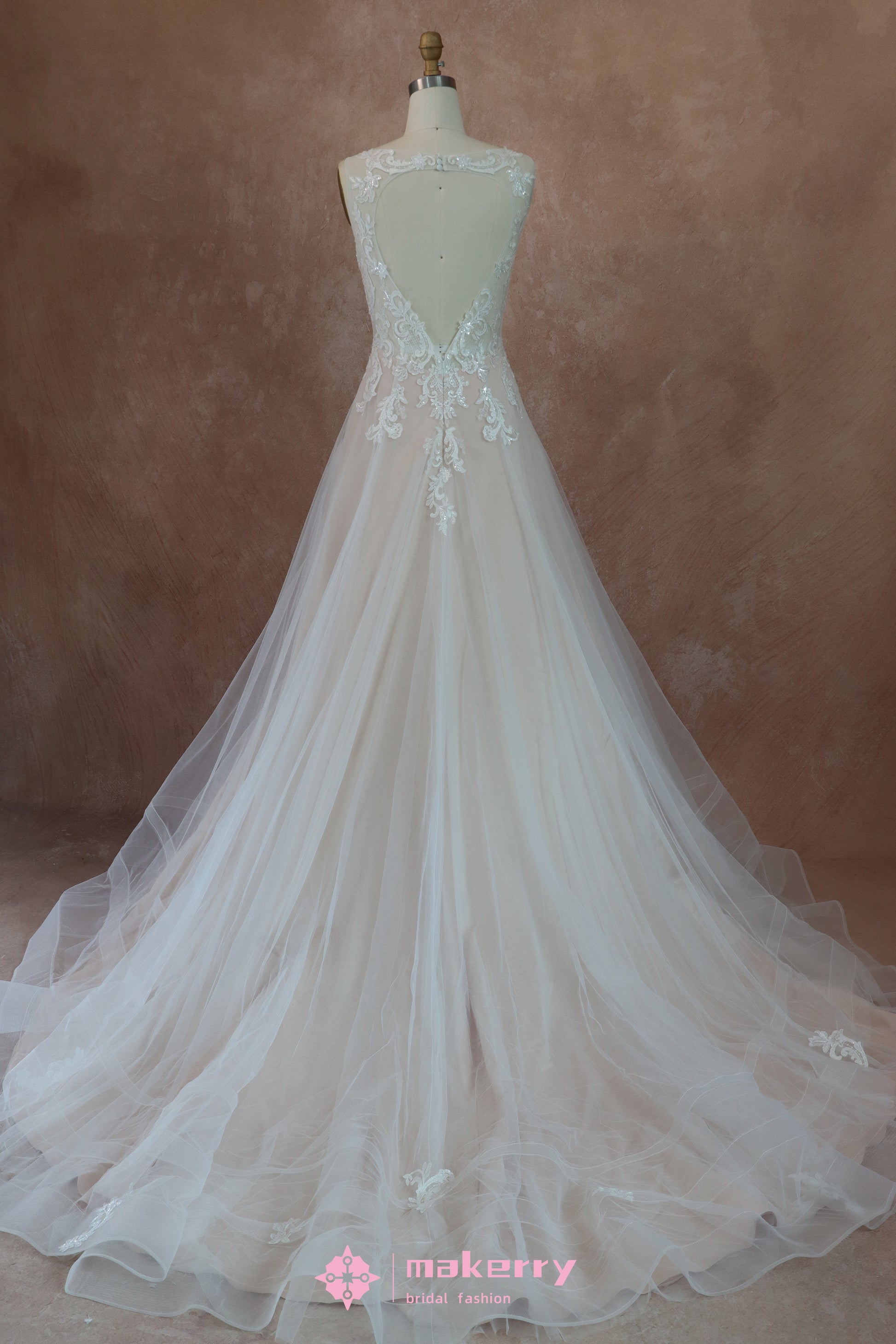 Ultra-romantic V-neck Heart-shape Back Wedding Gown - Main Image