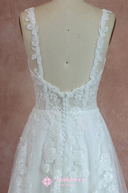 Hot Sale Gorgeous Bead Lace Bridal Dress With Buttons