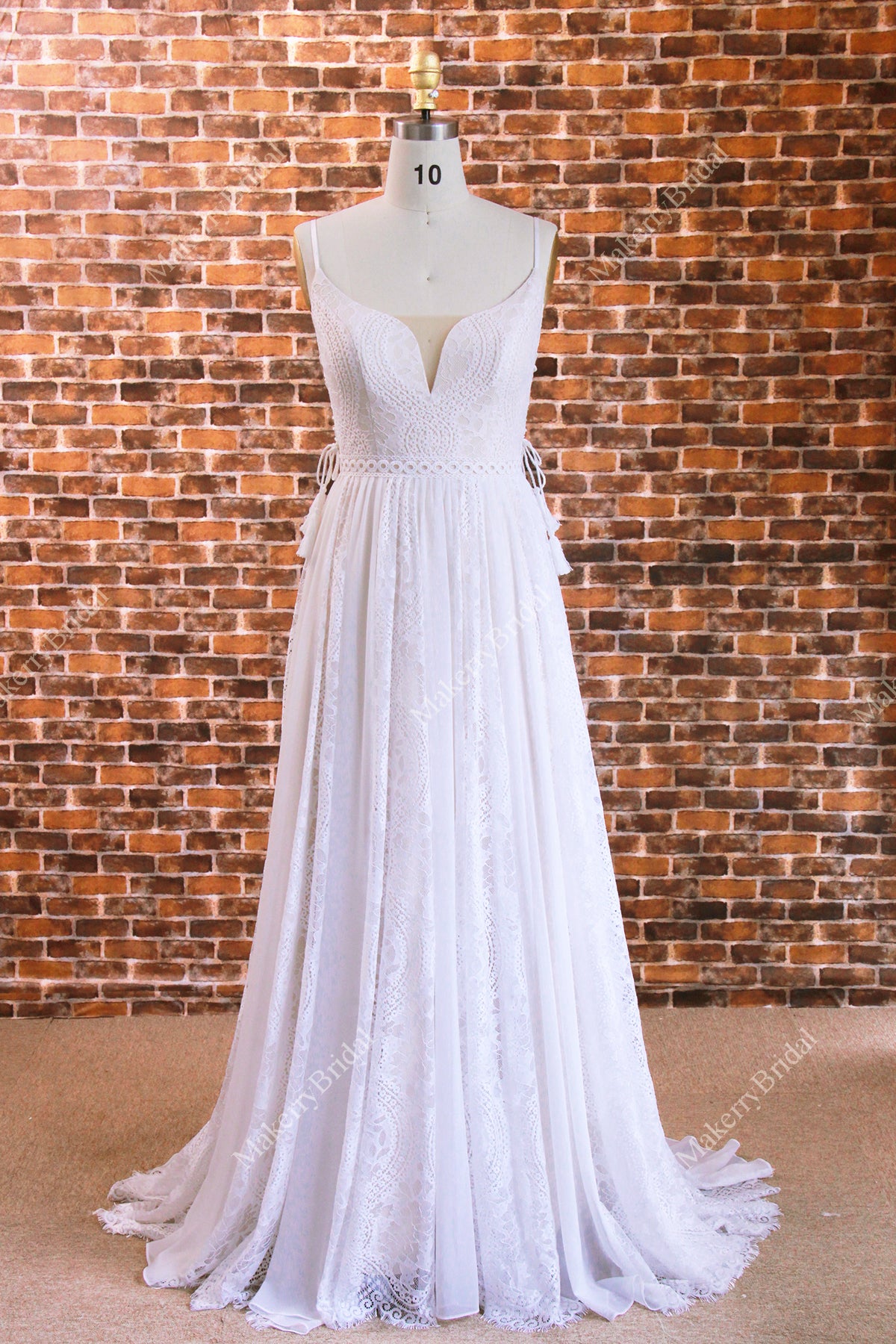 Charming Boho Lace Spaghetti Straps Wedding Dress