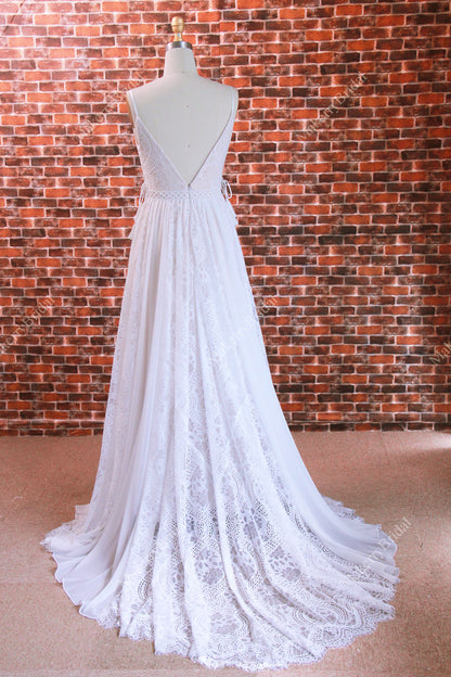 Charming Boho Lace Spaghetti Straps Wedding Dress