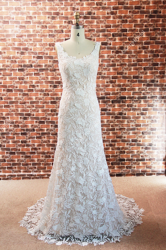 Elegant Three-Dimensional Floral Lace  Wedding Dress With Bateau Neckline