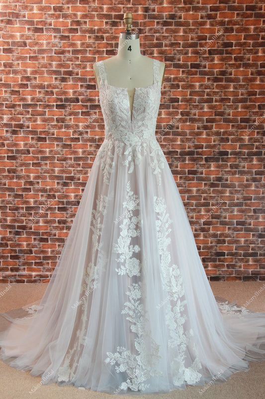 Breathtaking The Light A-Line Style And Scoop Neckline Bridal Gown