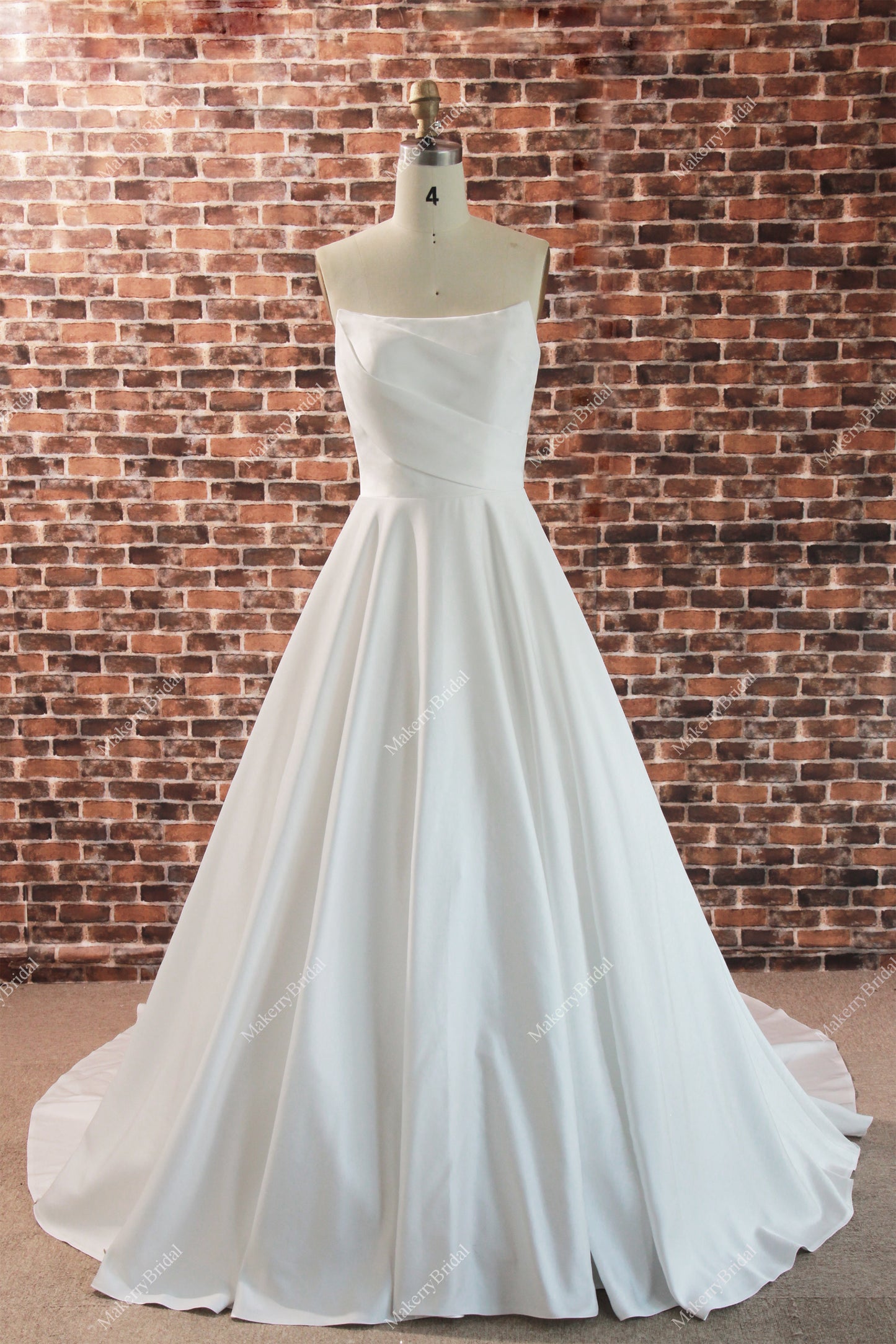 Fashionable A-line Satin Wedding Dress with Asymmetric Pleating