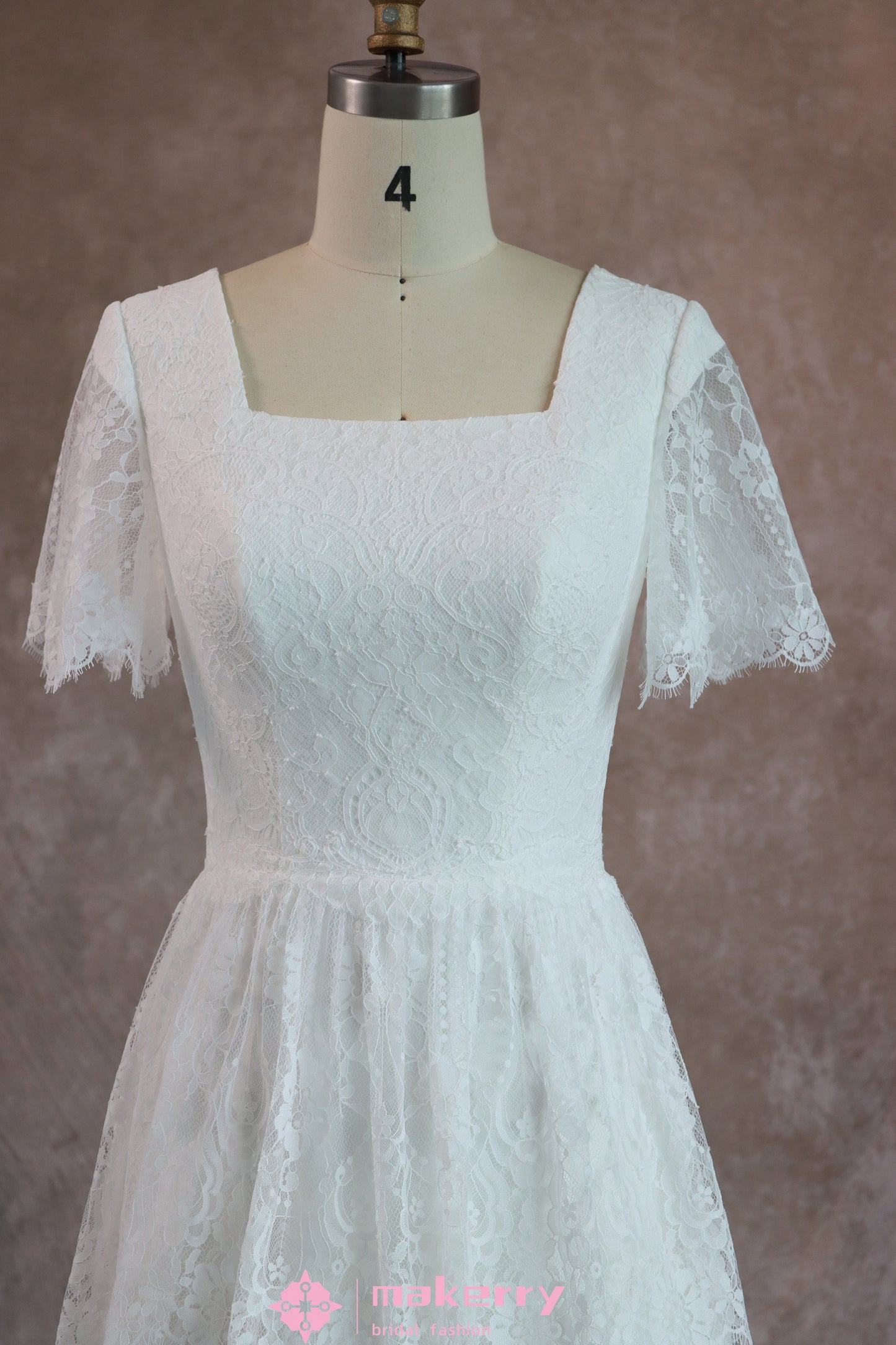 Vintage A Line Tiered Lace Wedding Dress With Square Neckline