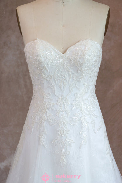 Sweetheart Beaded Lace Applique Bride Gown