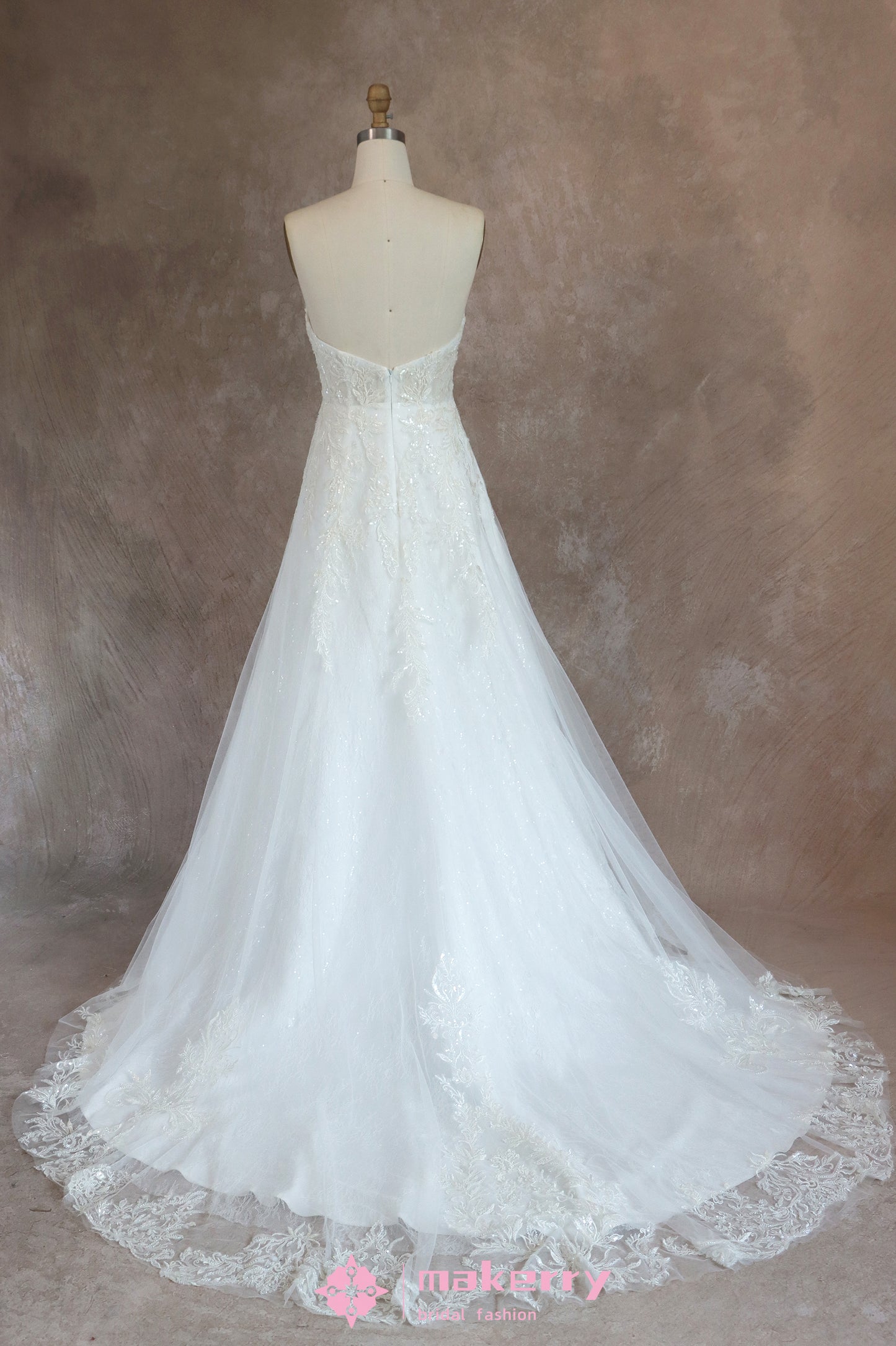 Sweetheart Beaded Lace Applique Bride Gown