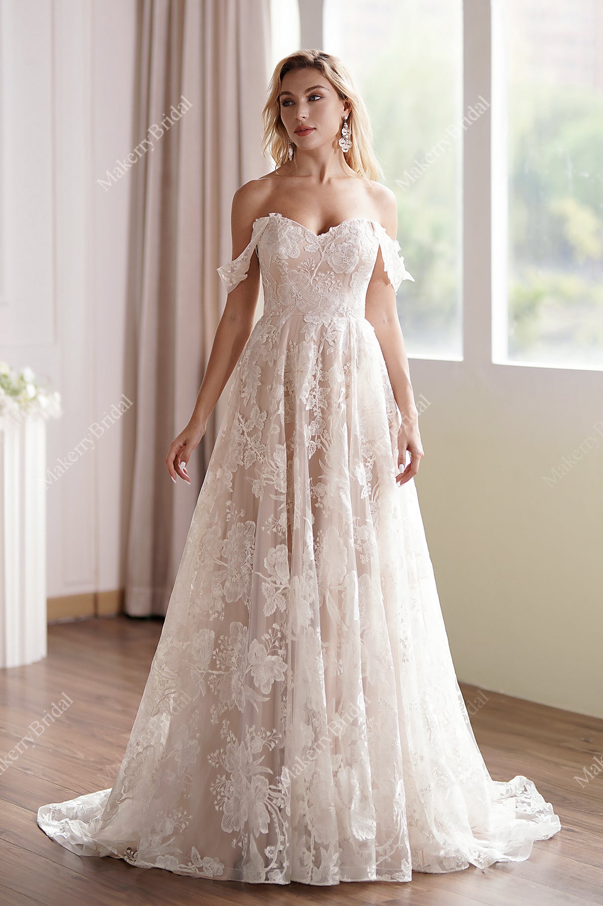 Dreamy Floral A-Line Wedding Dress With Lace