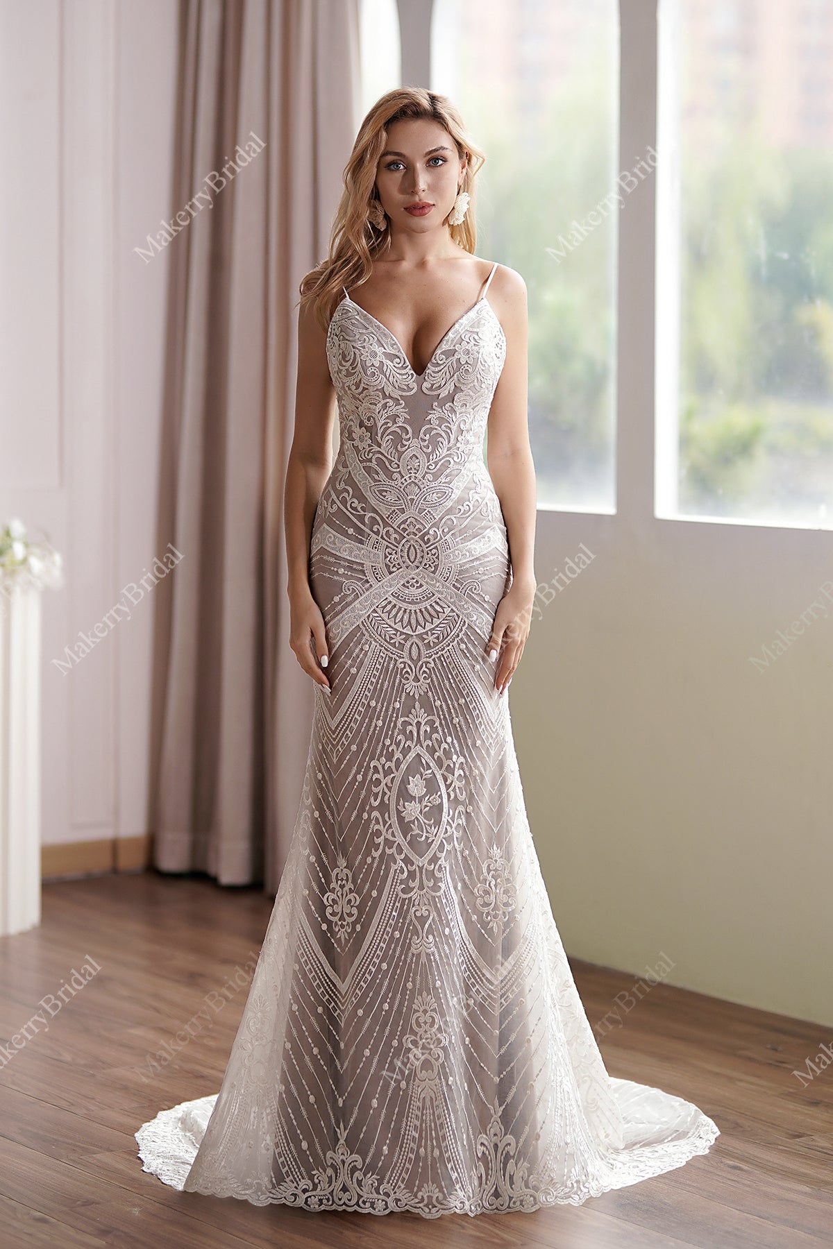 Glamorous Lace Fit-and-Flare Wedding Gown With Plunging Neckline – MakerryBridal