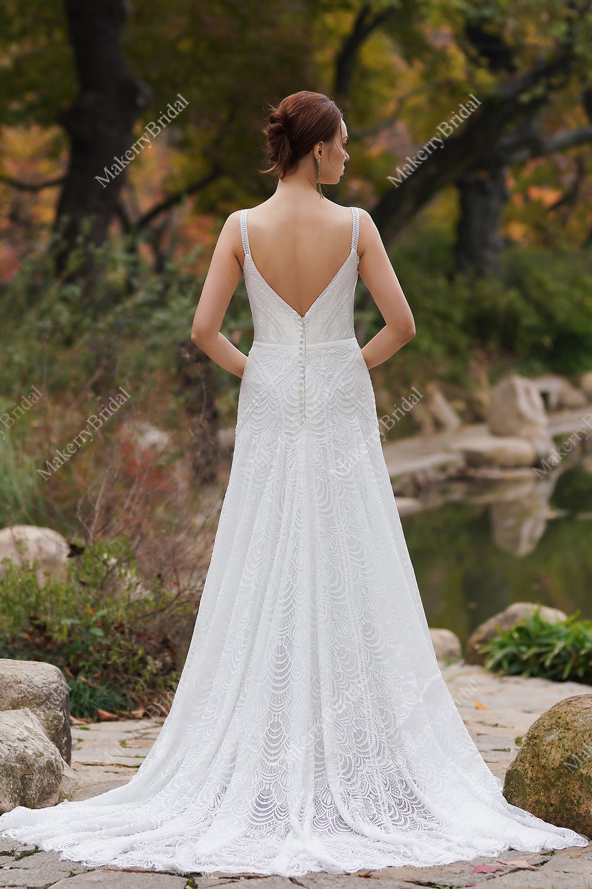 Ripple Patterned Boho Sheath Wedding Dress