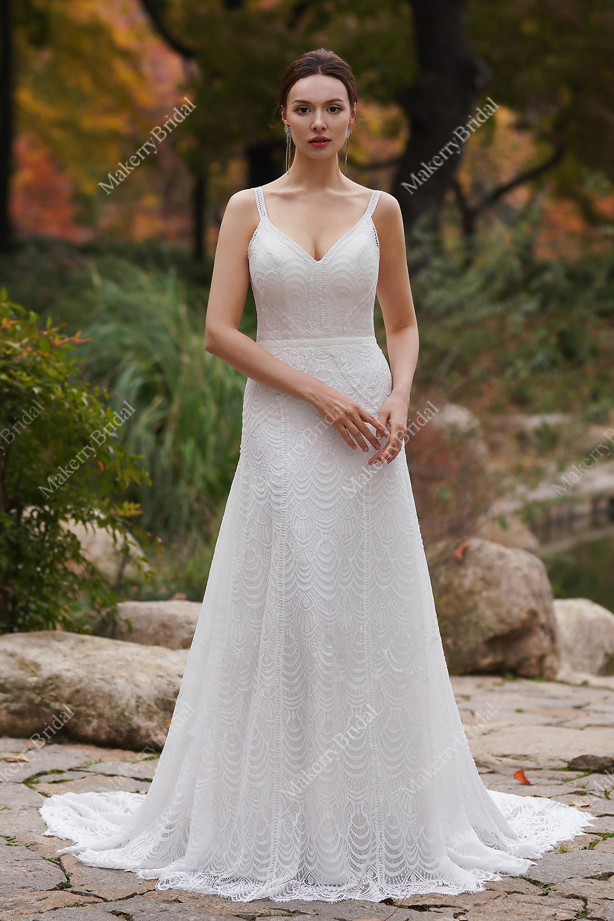 Ripple Patterned Boho Sheath Wedding Dress