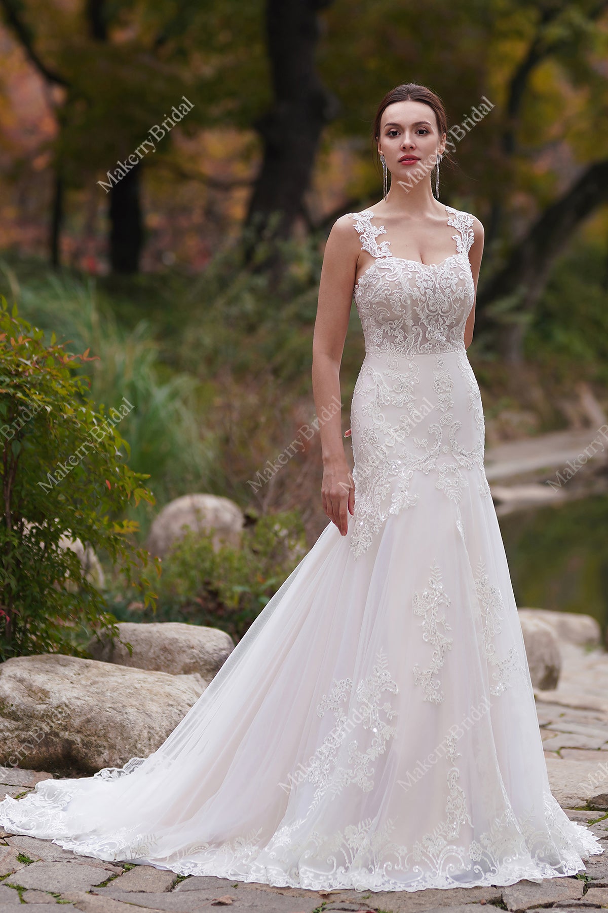 Appliques Lace Mermaid Long Train Wedding Dress