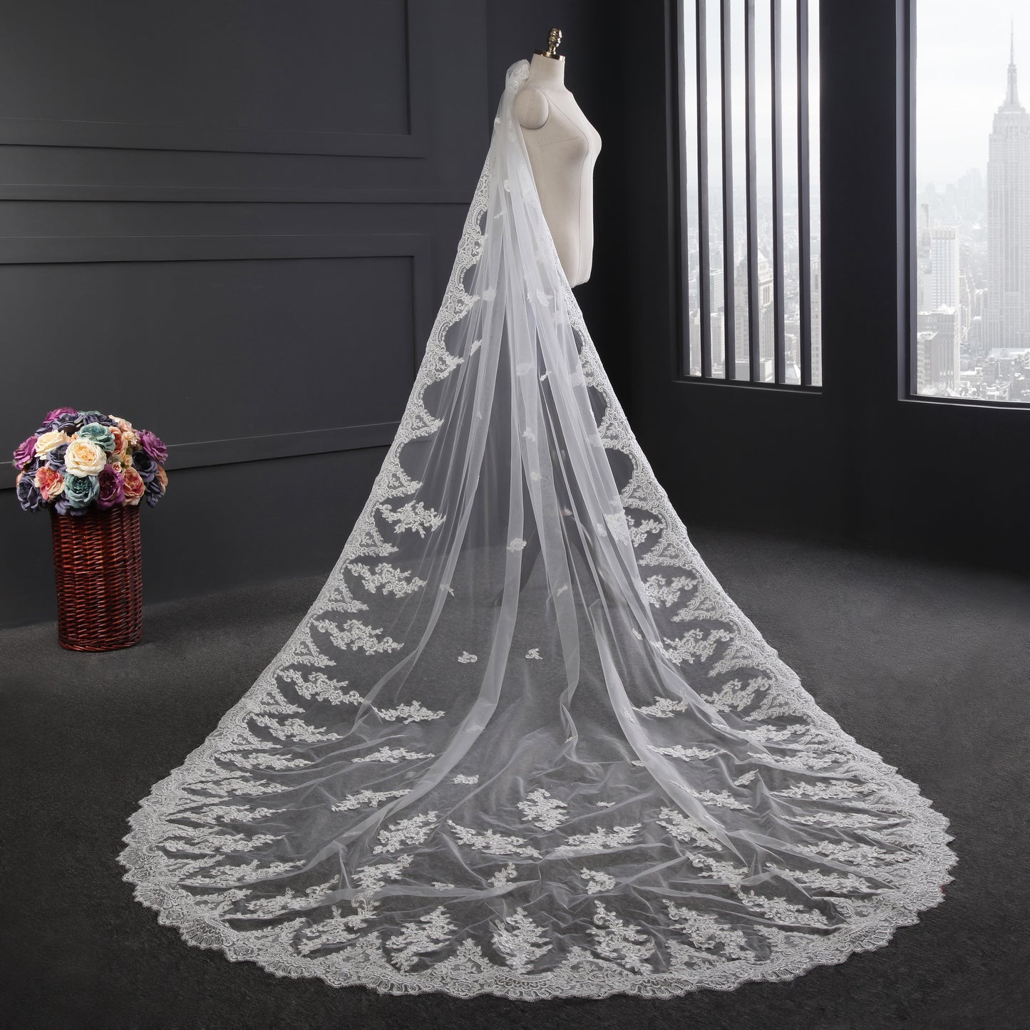 Elegant Lace Long Side Bridal Veil with Comb