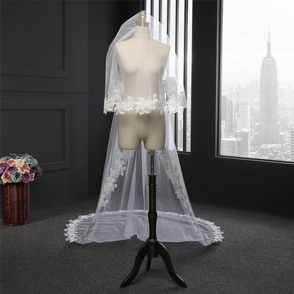 Long lace edge 2 tier bride veil with comb