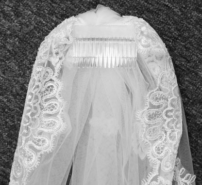 Elegant Lace Long Side Bridal Veil with Comb