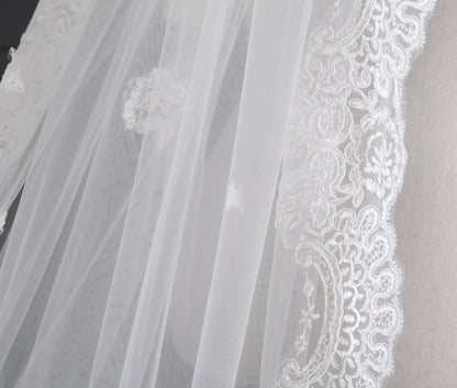 Elegant Lace Long Side Bridal Veil with Comb