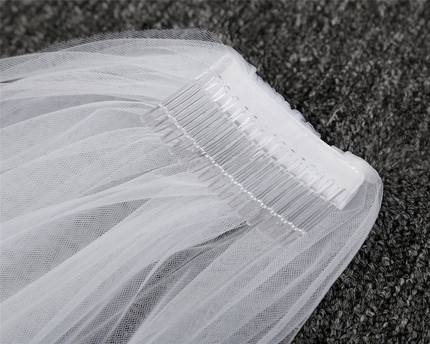 Tulle One-tier Cut Edge Chapel Bridal Veil