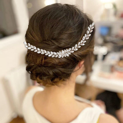 Delicate oval rhinestones leafy headband