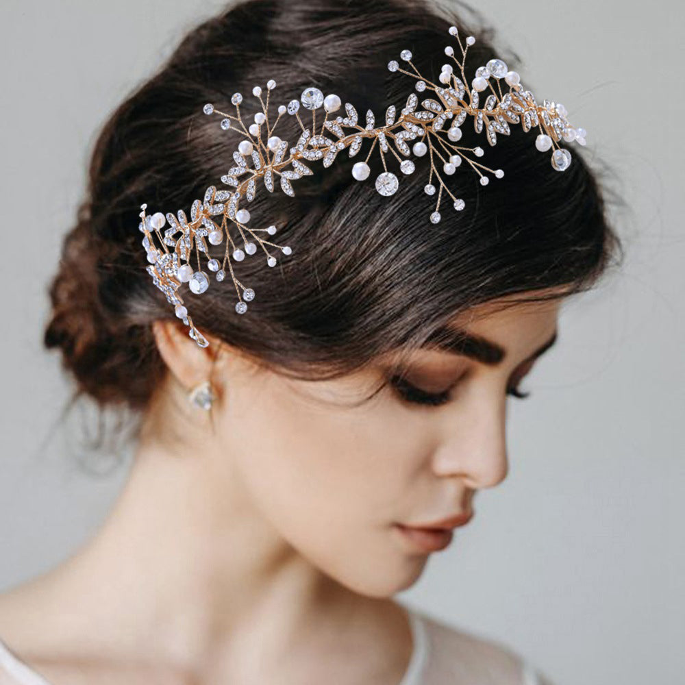 Delicate rhinestones pearls bridal headband