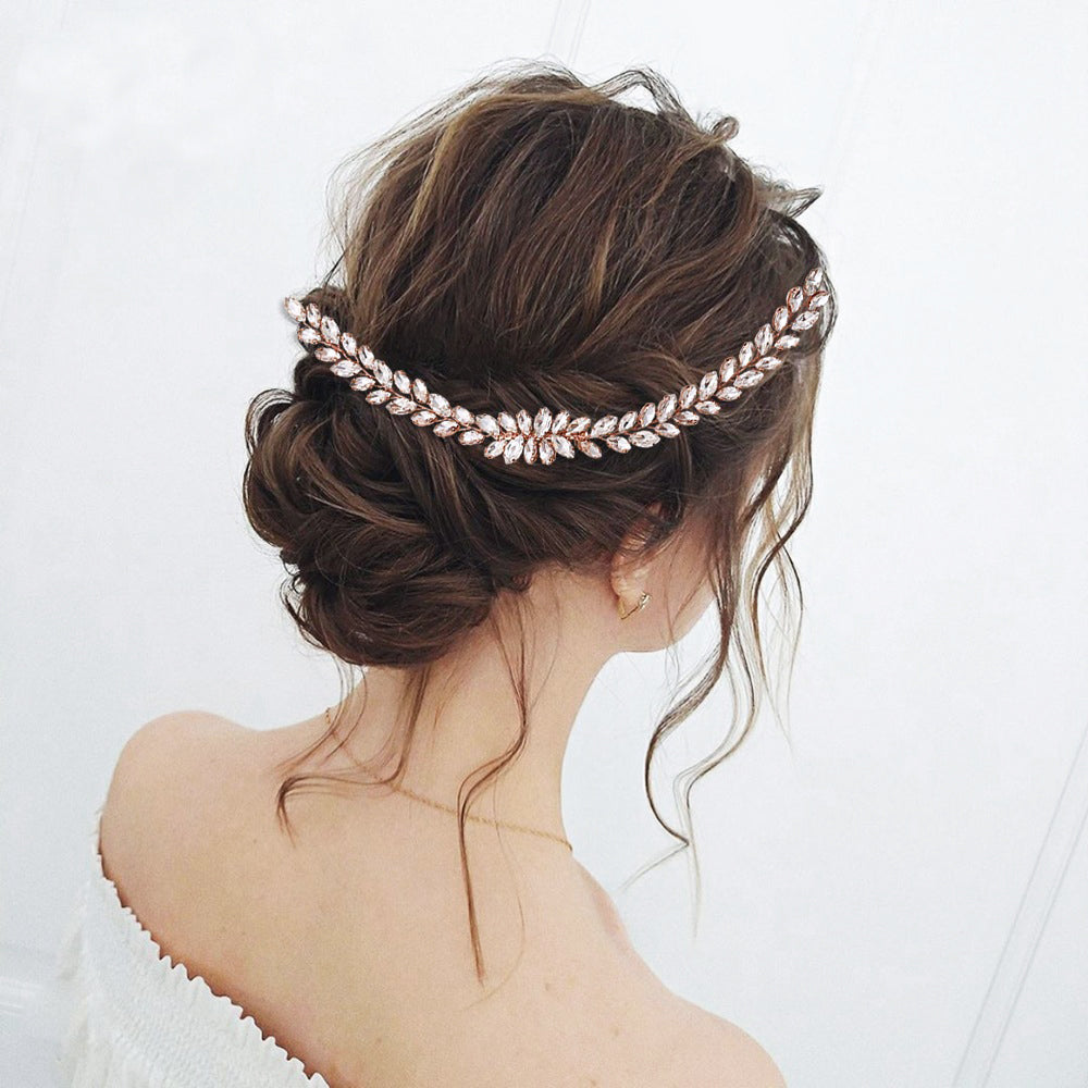 Delicate oval rhinestones leafy headband