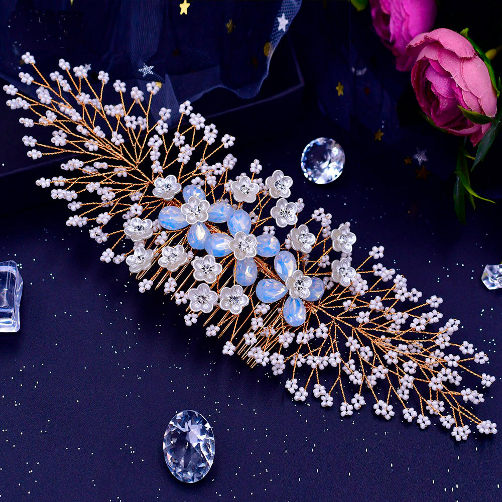 Handmade wedding headpiece hair comb with drop-shaped pearls