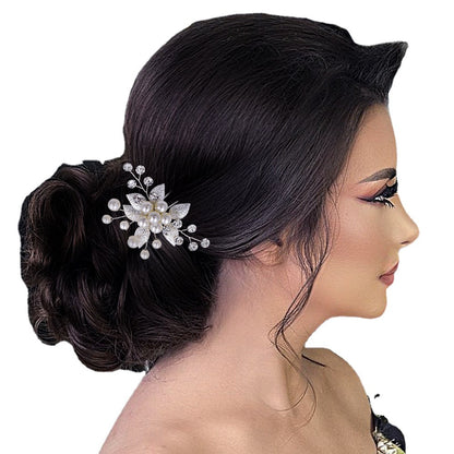 Elegant silver flower faux pearl hairpin for brides